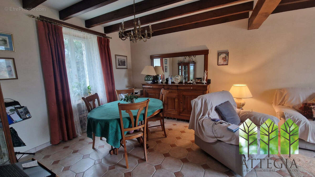 Maison à CLUIS