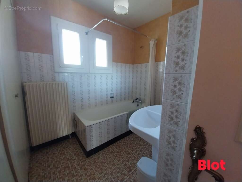 Maison à BALAZE