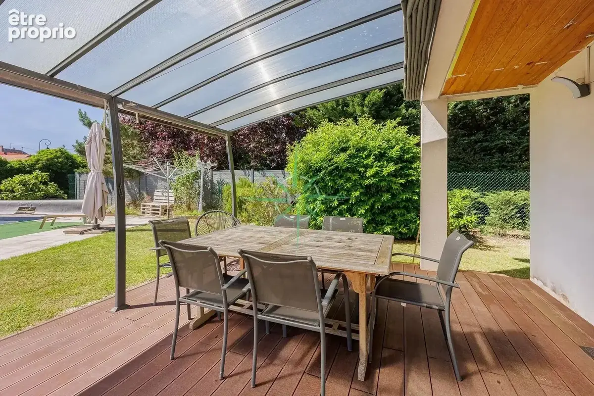 Propriété familiale de 185 m2 avec piscine, sans vis-à-vis. - photo 15