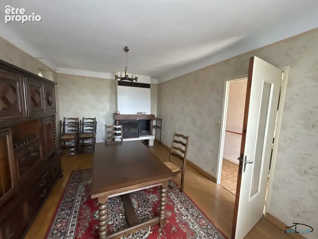 Maison 76 m² à Decazeville  - photo 6