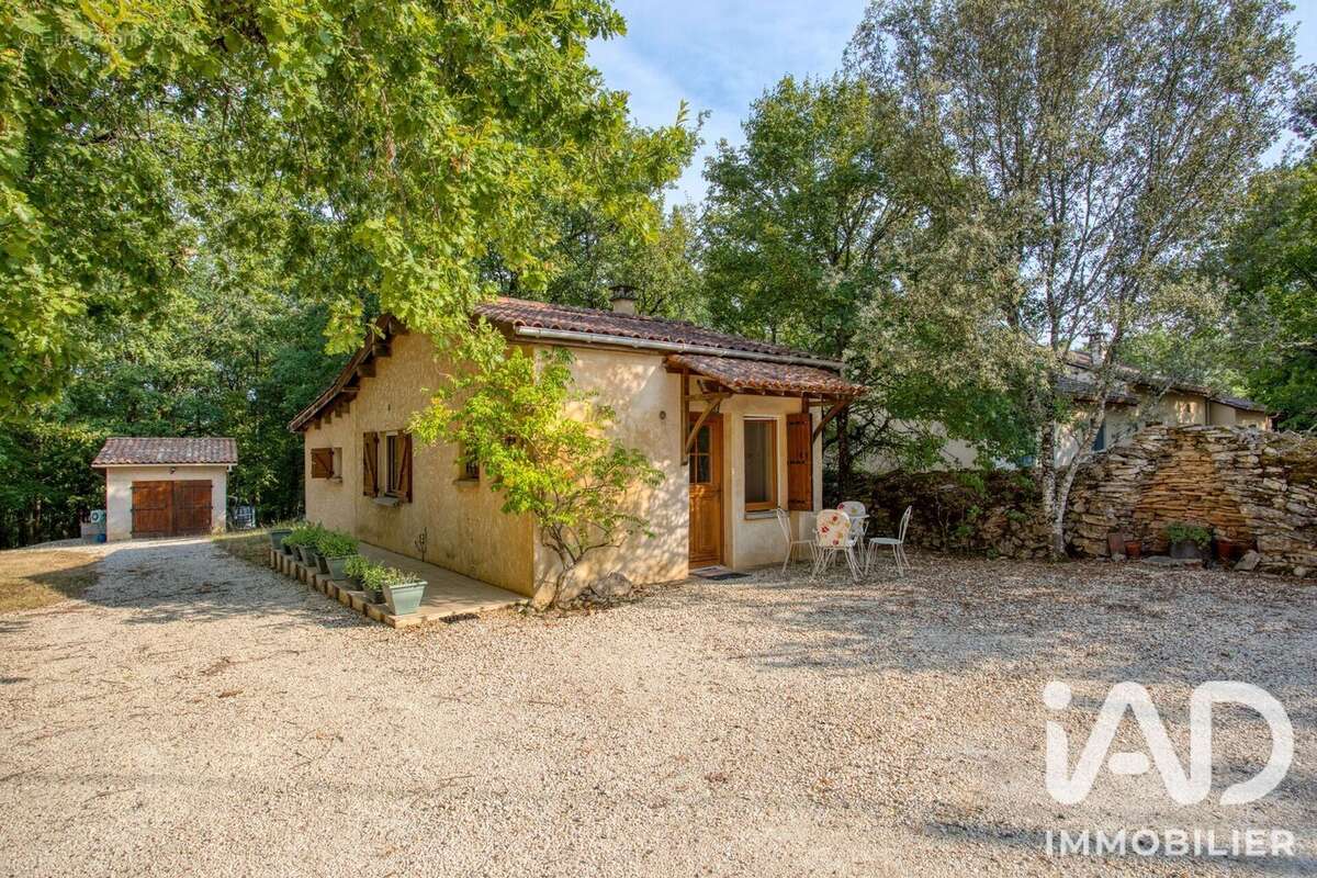 Maison 160 m² à Daglan  - photo 2