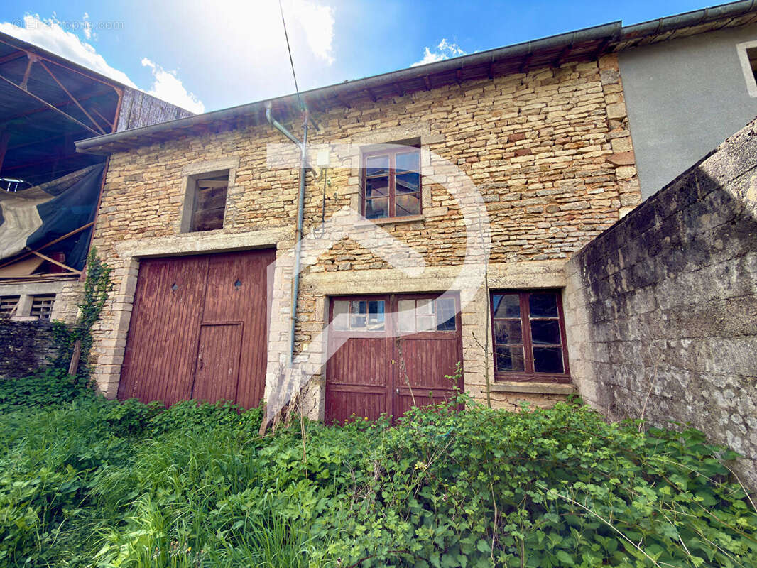 Maison à BELMONT