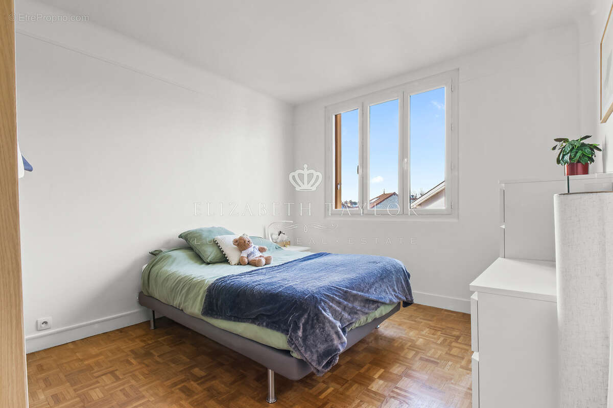 Appartement à LE VESINET