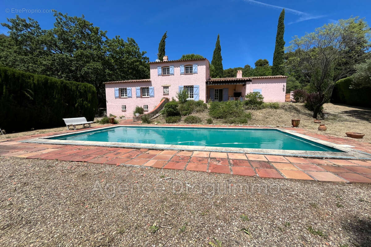 Maison à DRAGUIGNAN