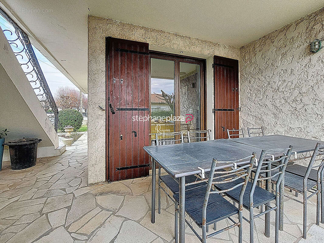 Maison à SAINT-GEORGES-DE-DIDONNE