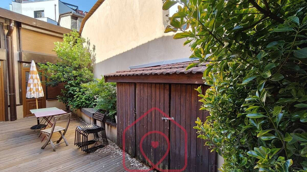 Appartement à TASSIN-LA-DEMI-LUNE