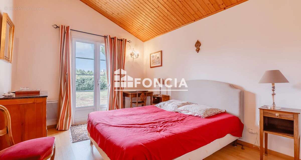 Maison à L&#039;AIGUILLON-SUR-VIE