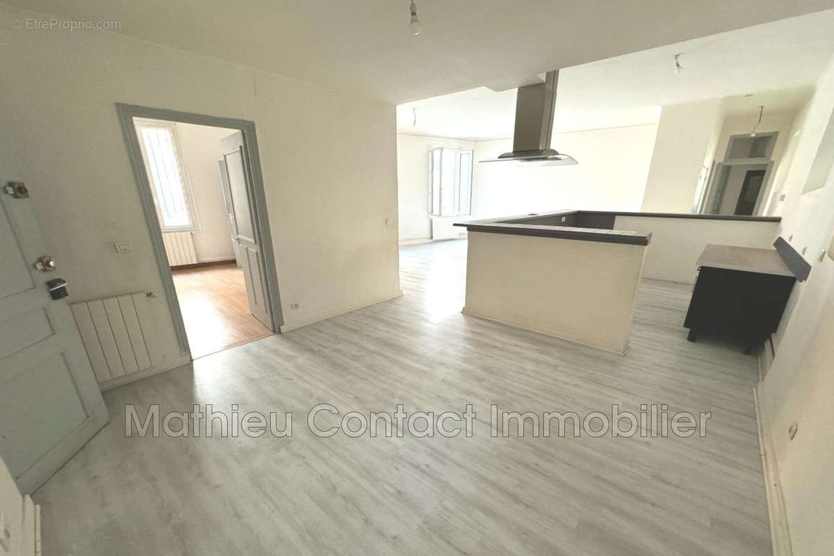 Appartement à NIMES