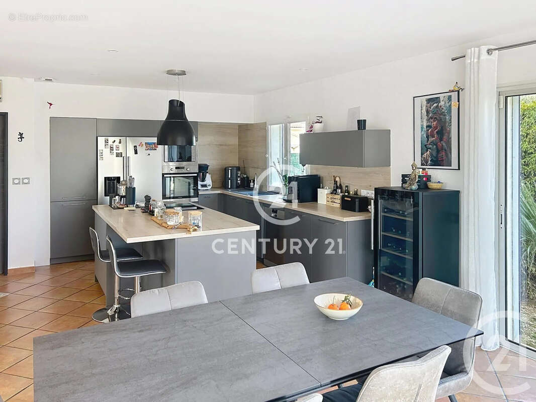 Maison à LATOUR-BAS-ELNE