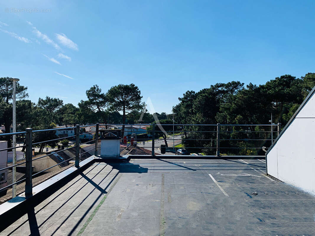 Appartement à LES MATHES