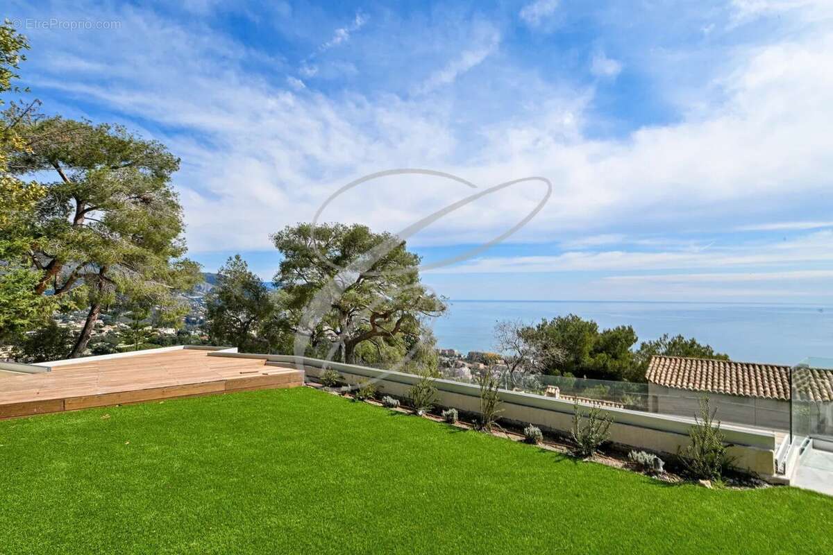 Maison à ROQUEBRUNE-CAP-MARTIN