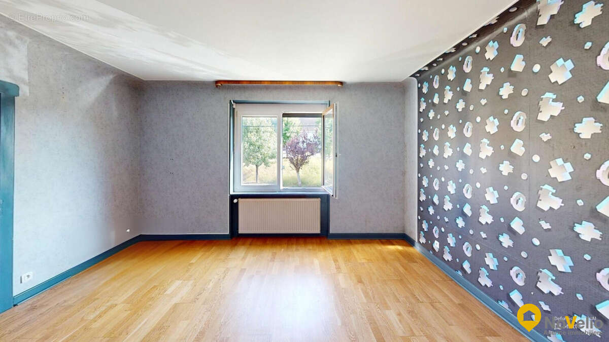 Maison à NEUFGRANGE