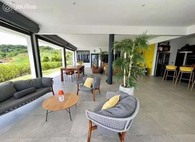 Villa - 6 pièces - 436m2- terrain 3500m2- Le Marigot Martinique - photo 6