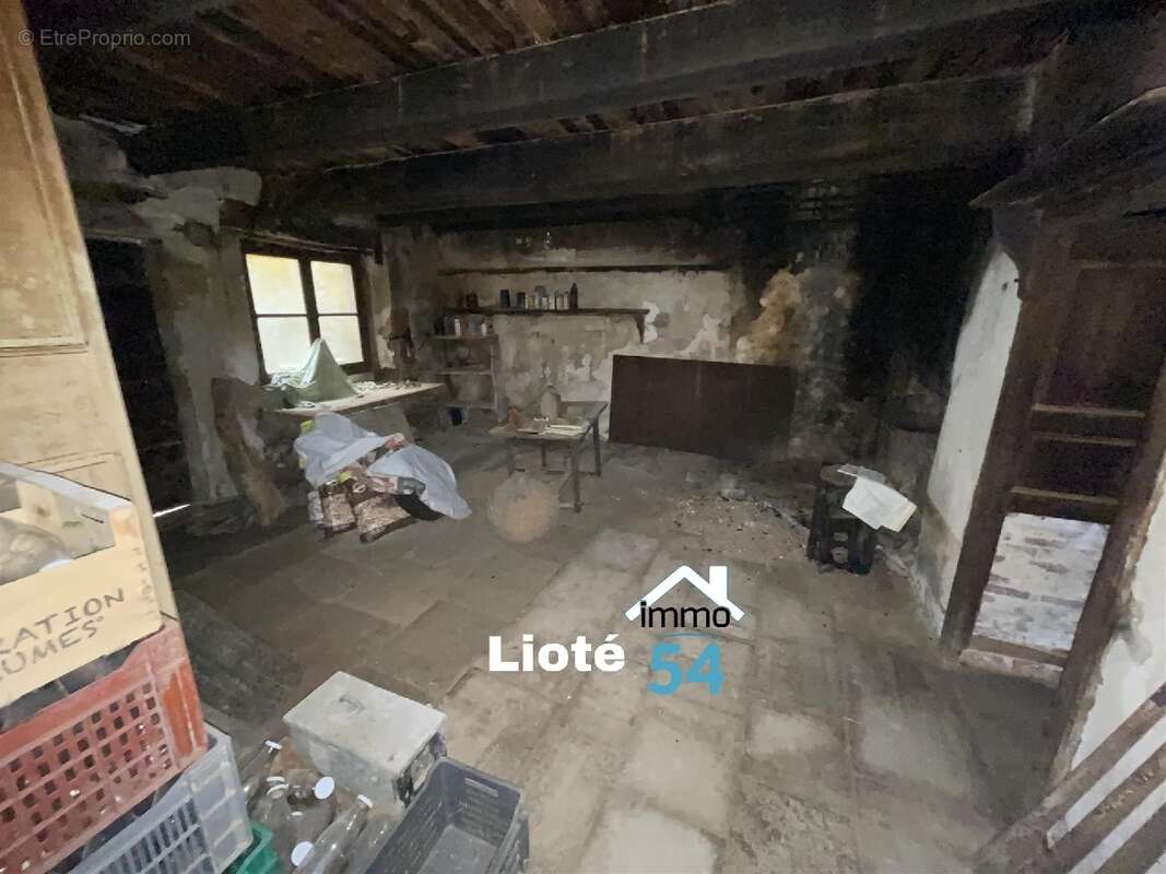 Maison à SAINT-BOINGT