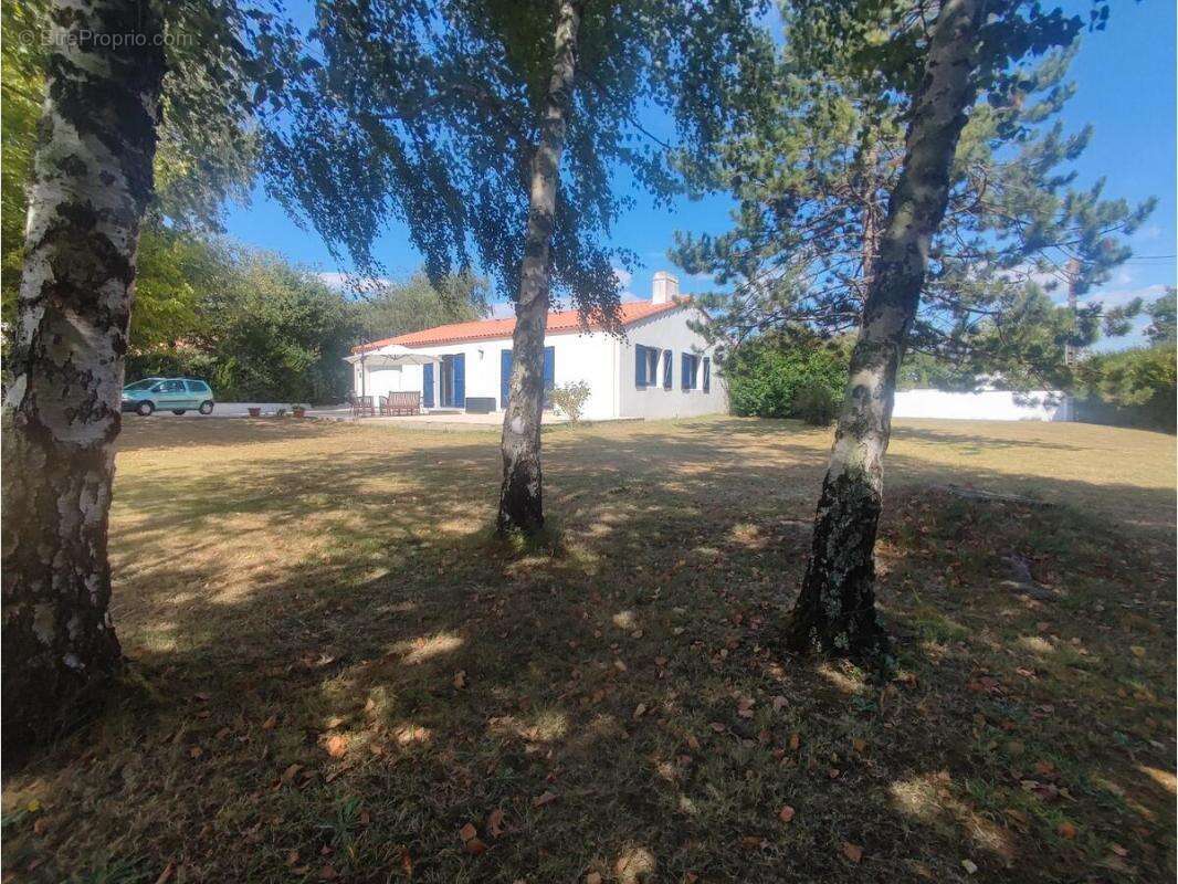 Maison à TALMONT-SAINT-HILAIRE