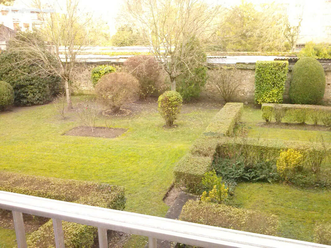 Appartement à FONTAINEBLEAU