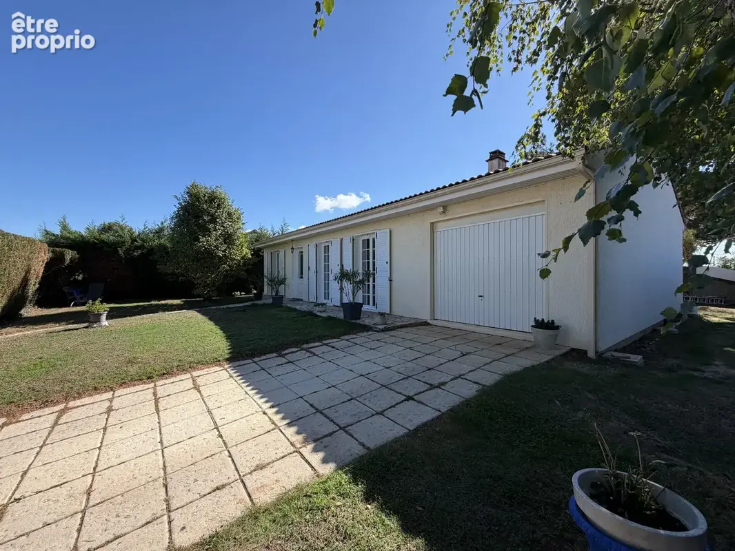 Maison à AIZENAY