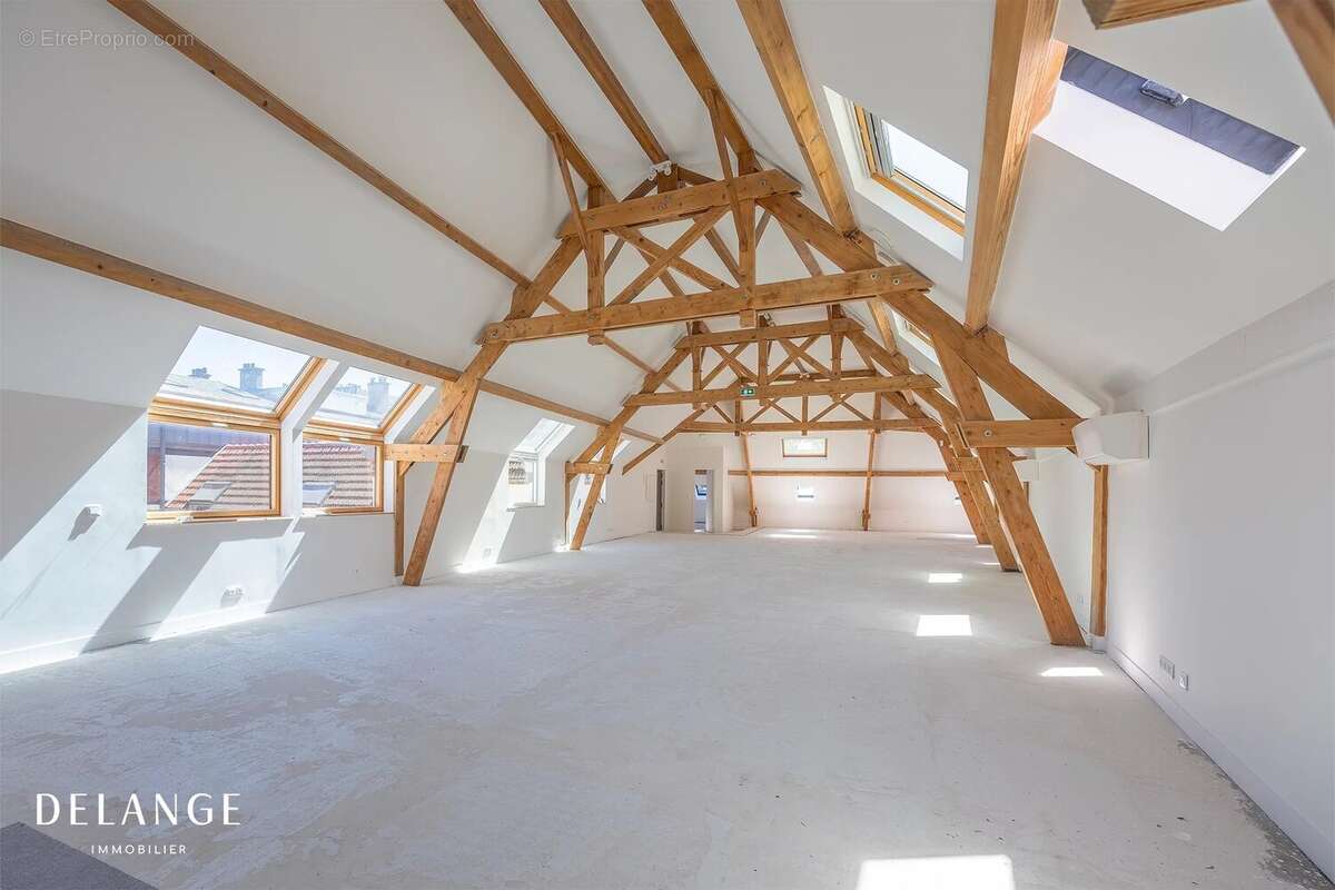 Loft 177 m² DPE A · Usage mixte - photo 2