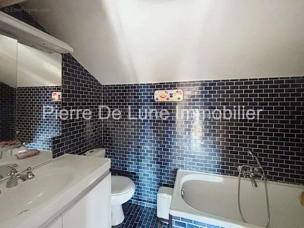 Maison à CALUIRE-ET-CUIRE