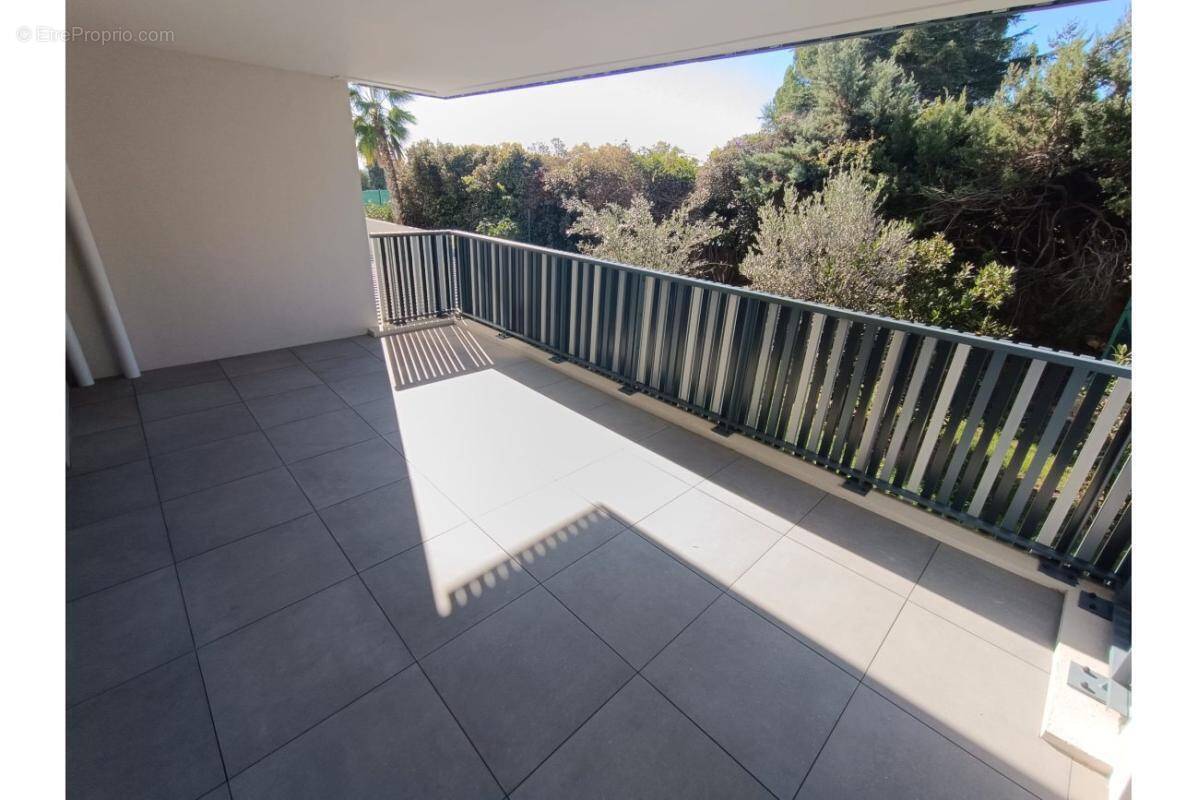 Appartement à BAILLARGUES