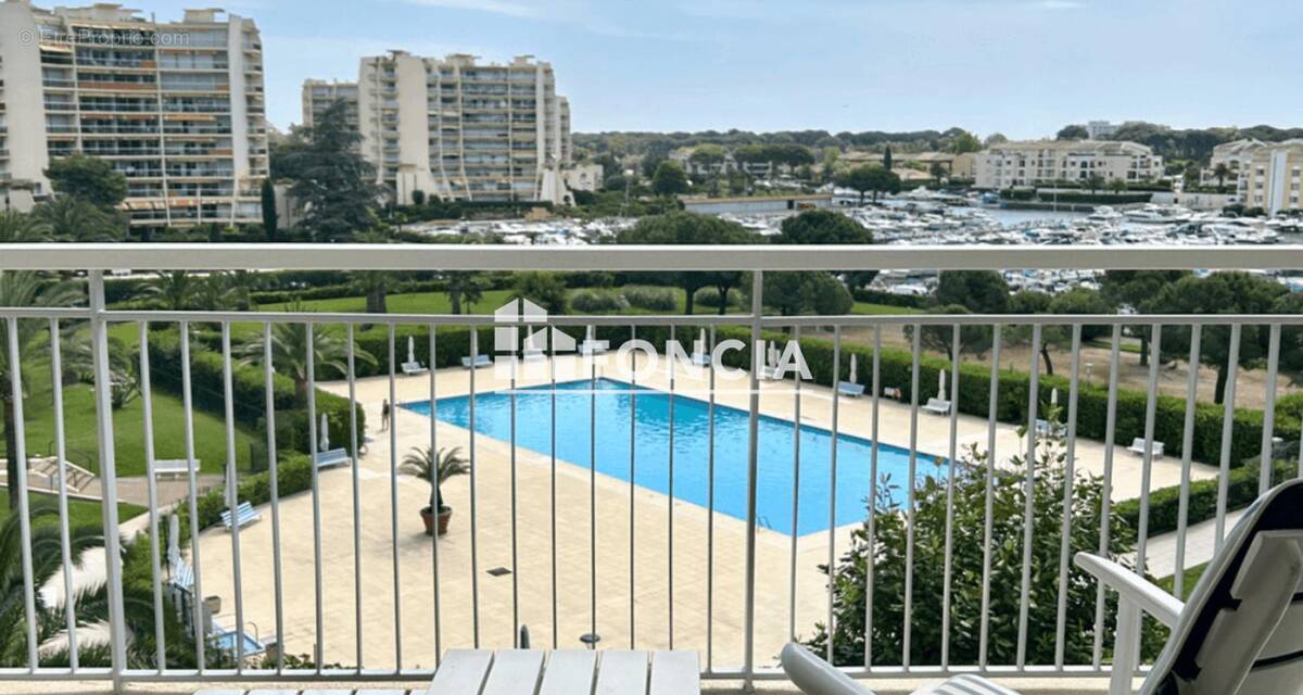 Appartement à MANDELIEU-LA-NAPOULE