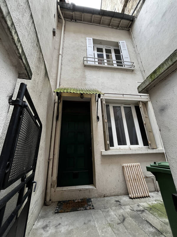 Maison à VILLEFRANCHE-DE-ROUERGUE