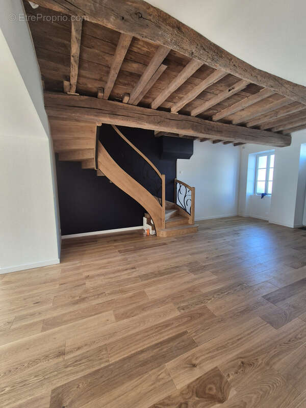 Maison rénovée 6 chambres centre pont-de-veyle - photo 12