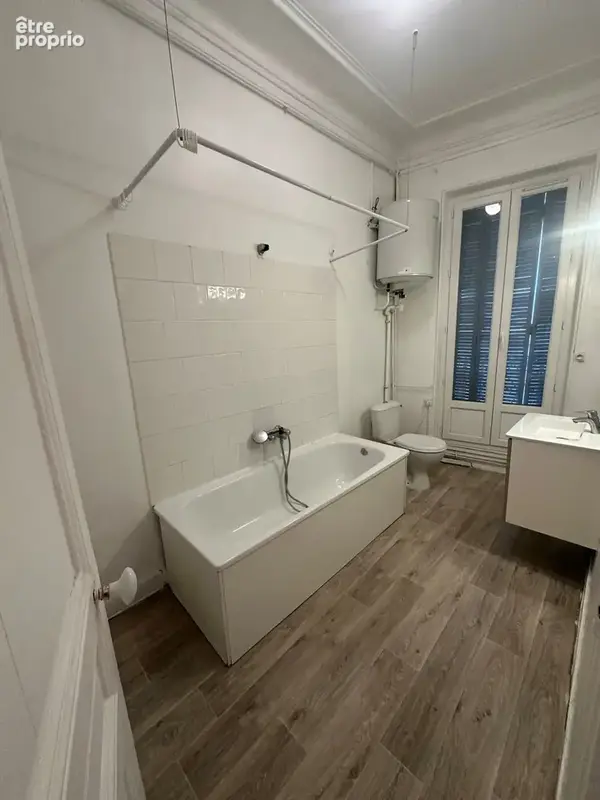 Type 2/3 - 55 m2 - rue d'italie - prefecture 13006 - vide - residence principale - photo 11