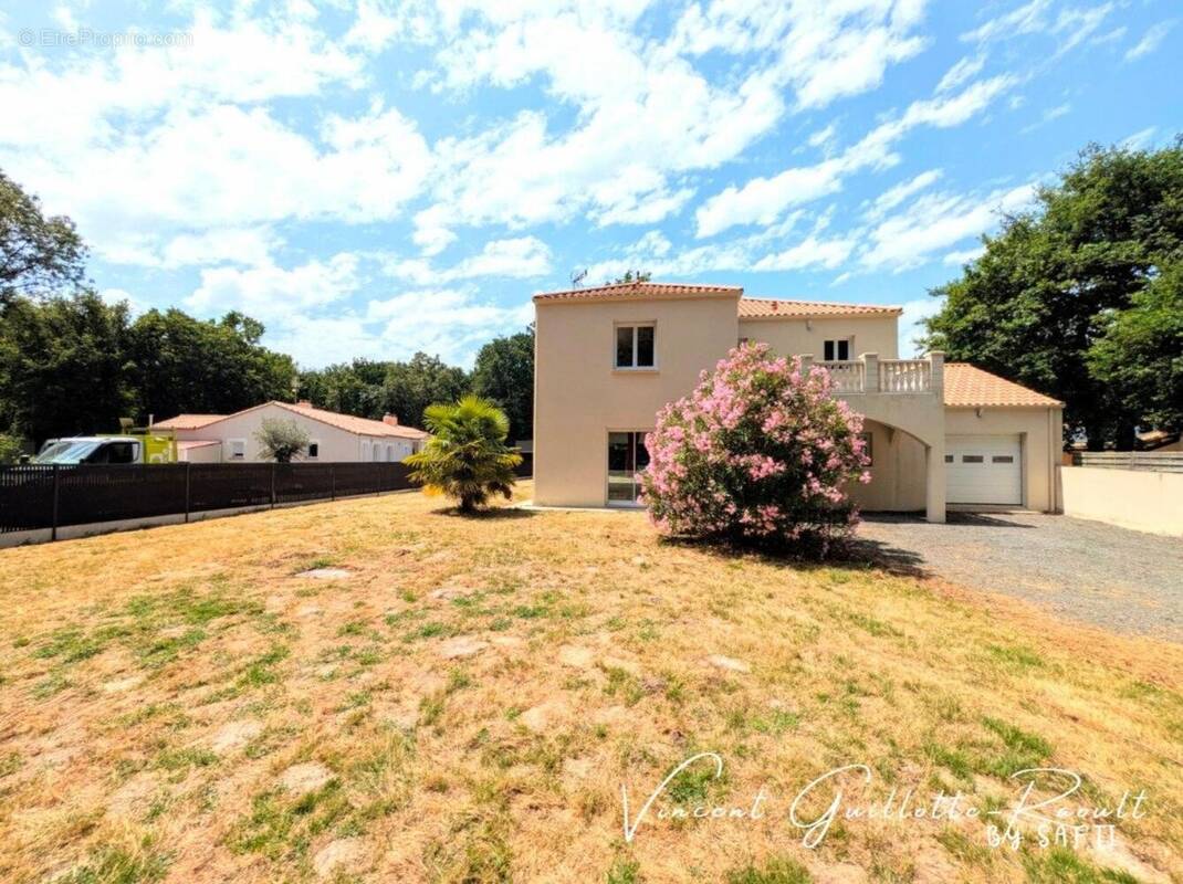 Photo 1 - Maison à LA CHEVROLIERE