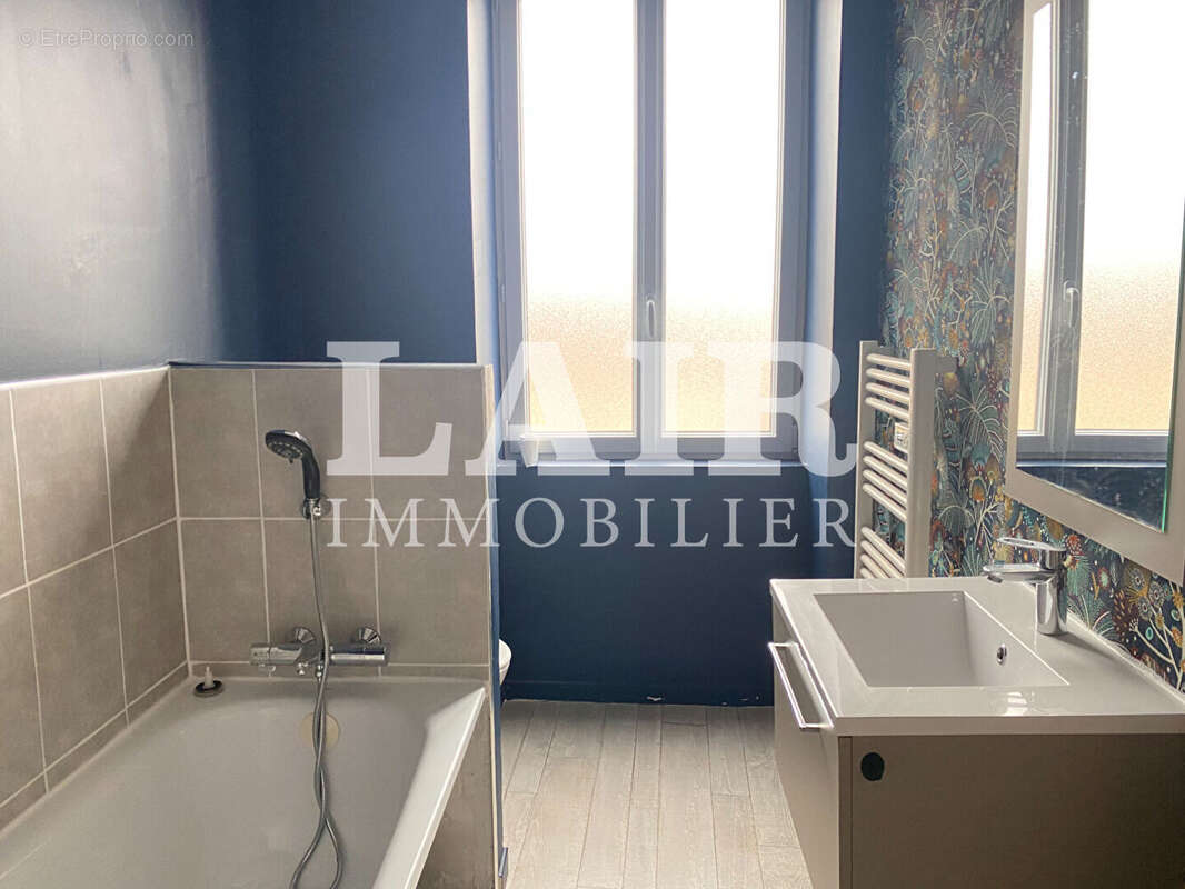 Maison à LA FRESNAYE-SUR-CHEDOUET