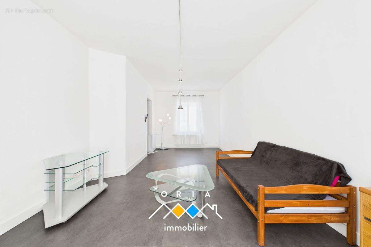 Maison à PAGNY-SUR-MOSELLE