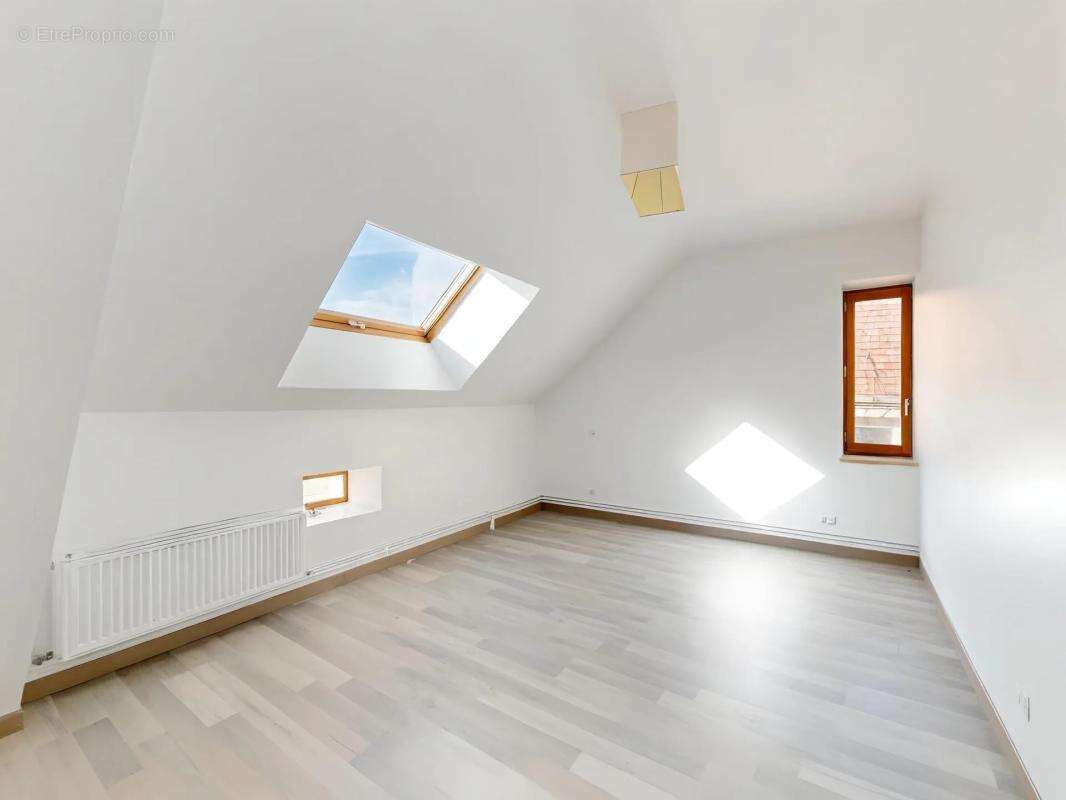 Maison à LAPEYROUSE