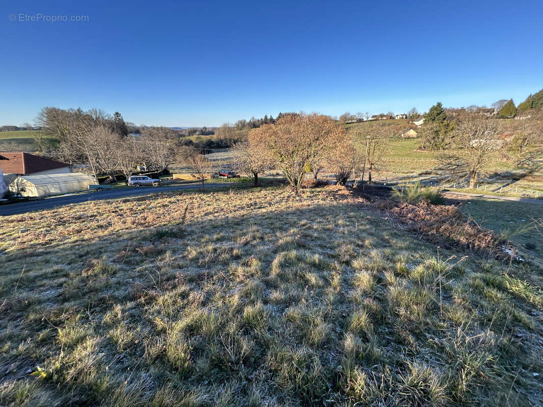 Terrain à SAINT-MEXANT
