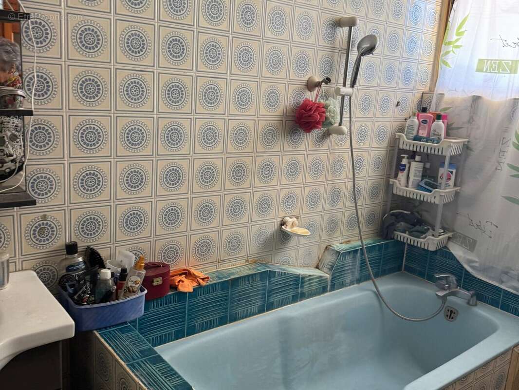 Maison 200 m² à Saint-Denis  - photo 9