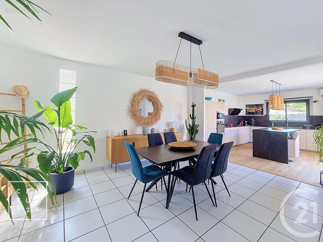 Maison 161 m² à Le Soler  - photo 26