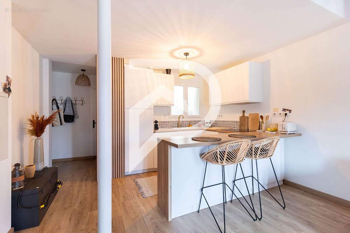Appartement à MARSEILLE-2E