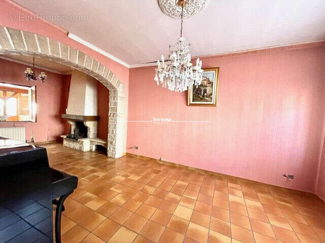 Maison 130 m² à Vieux-Conde  - photo 4