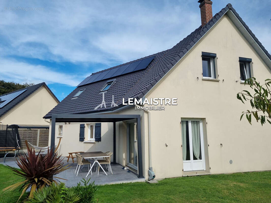 Maison à BENOUVILLE