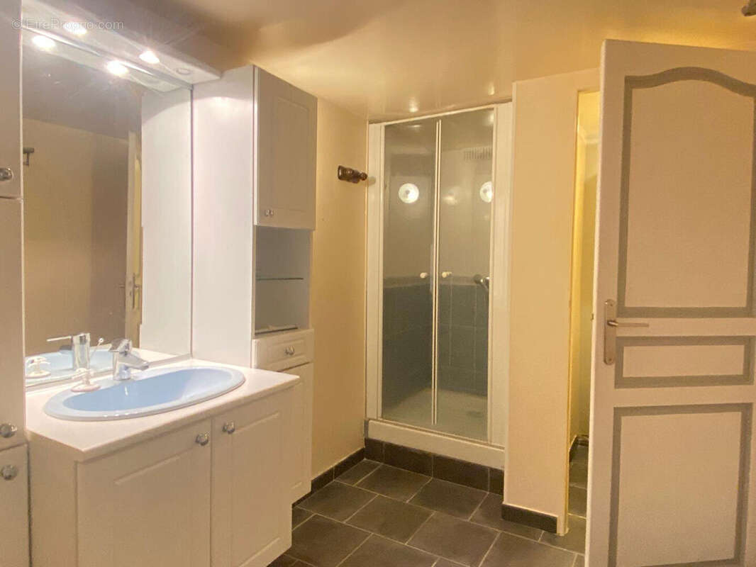 Maison à MEZY-SUR-SEINE