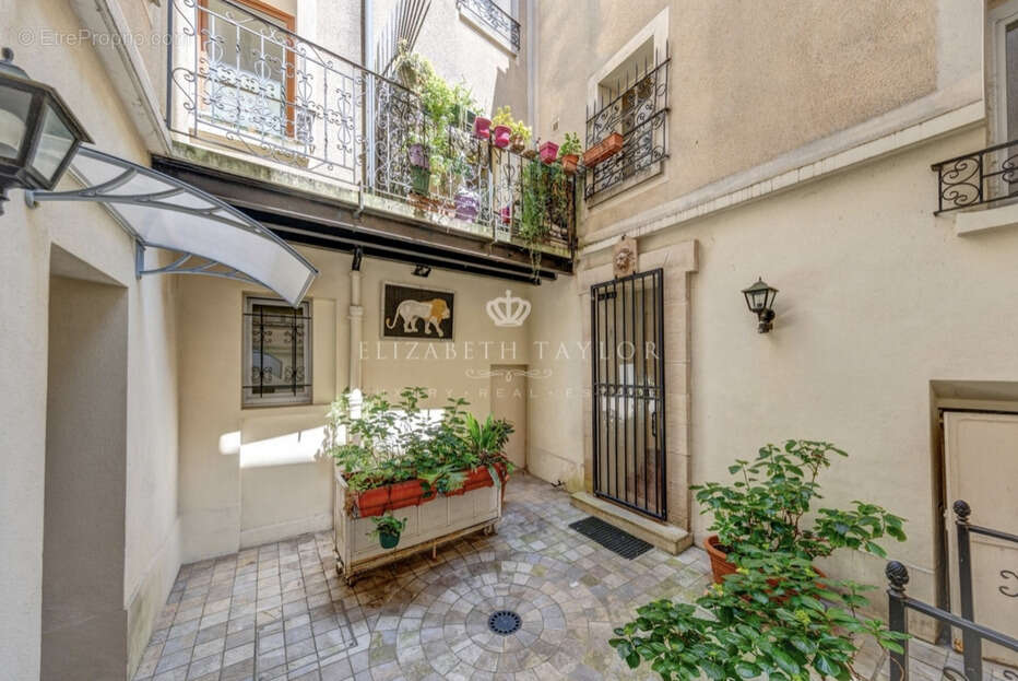 Appartement à SAINT-GERMAIN-EN-LAYE