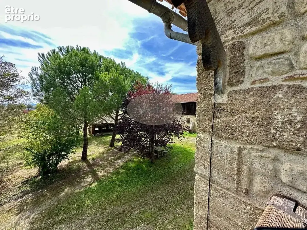 Ferme, dépendances 4 Ha - photo 51