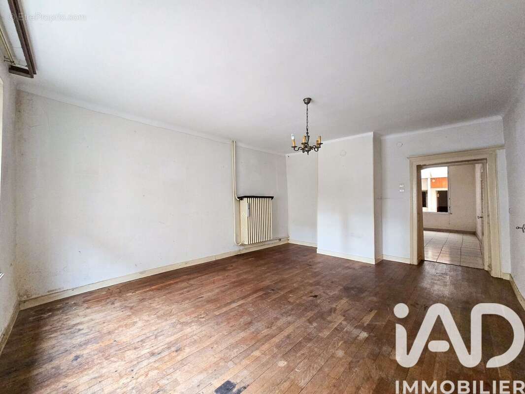 Photo 2 - Maison à ARS-SUR-MOSELLE