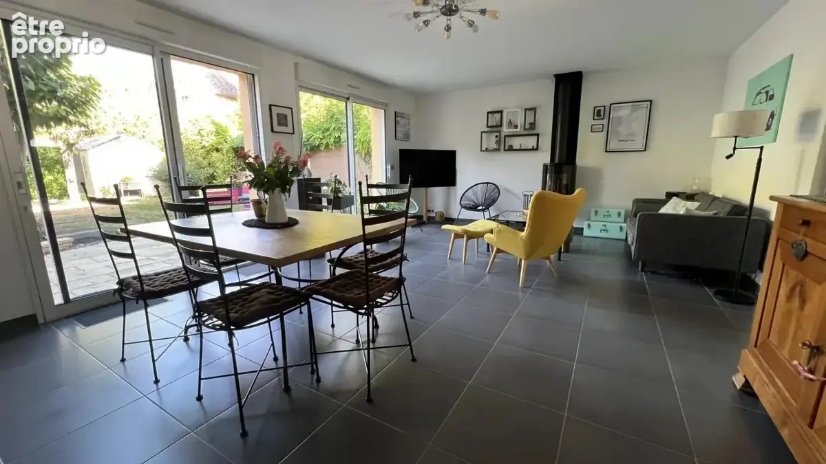 Maison à SAINT-NOM-LA-BRETECHE