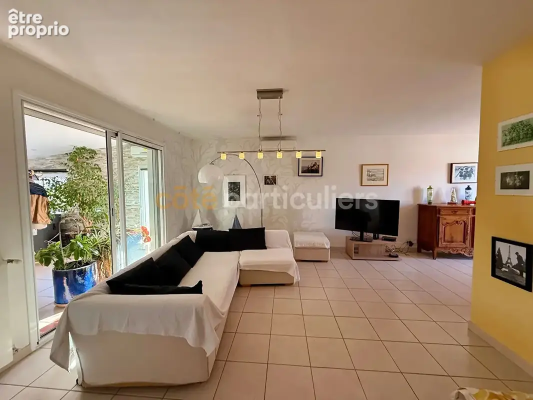 Villa d'exception avec piscine chauffée et gîte indépendant   7 pièce(s) 177.98 m2 - photo 7