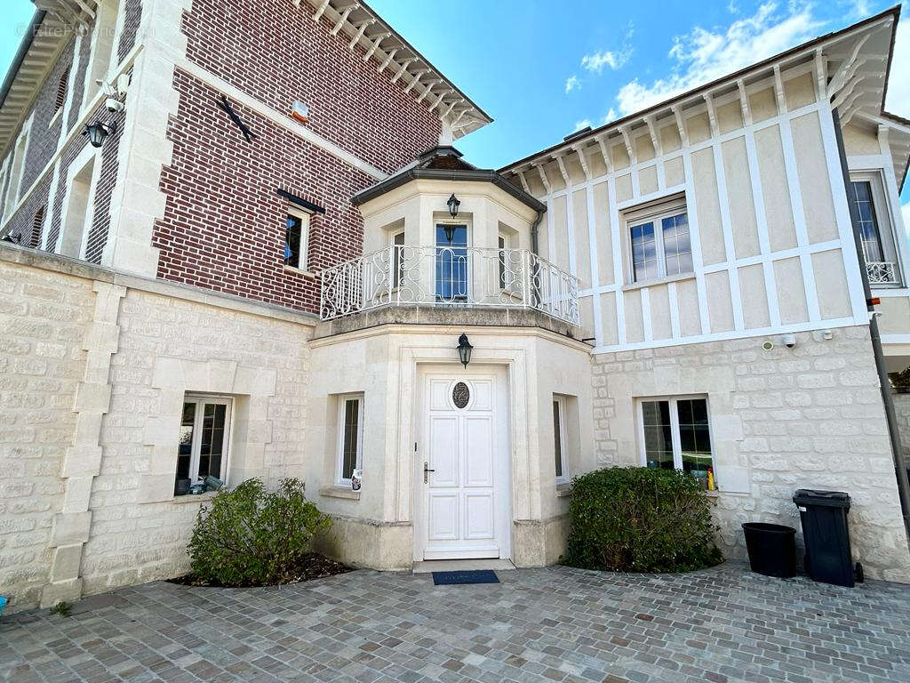 Demeure de prestige Chantilly 400 m2 env. - photo 2
