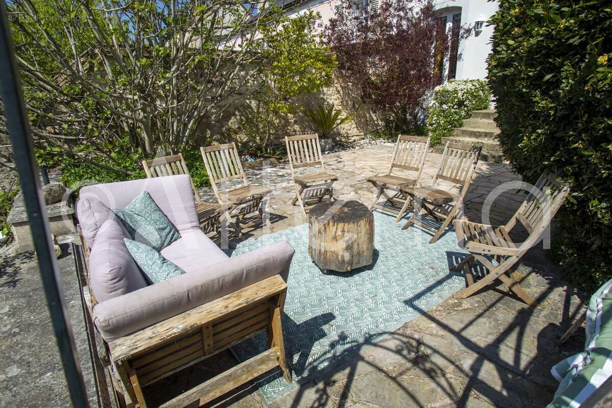 Maison à MEZY-SUR-SEINE