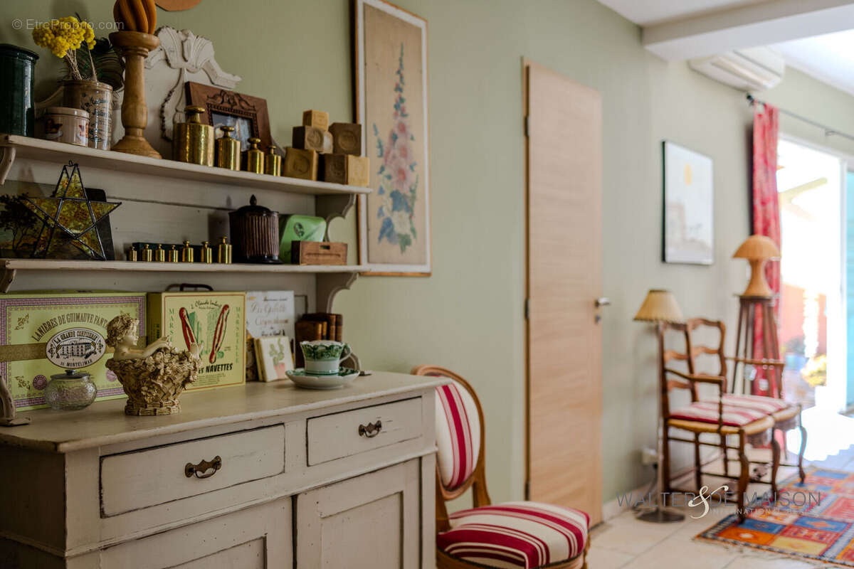 Appartement à LA CADIERE-D&#039;AZUR