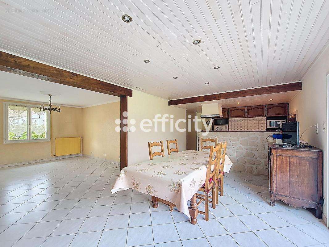 Maison à MOUILLERON-LE-CAPTIF