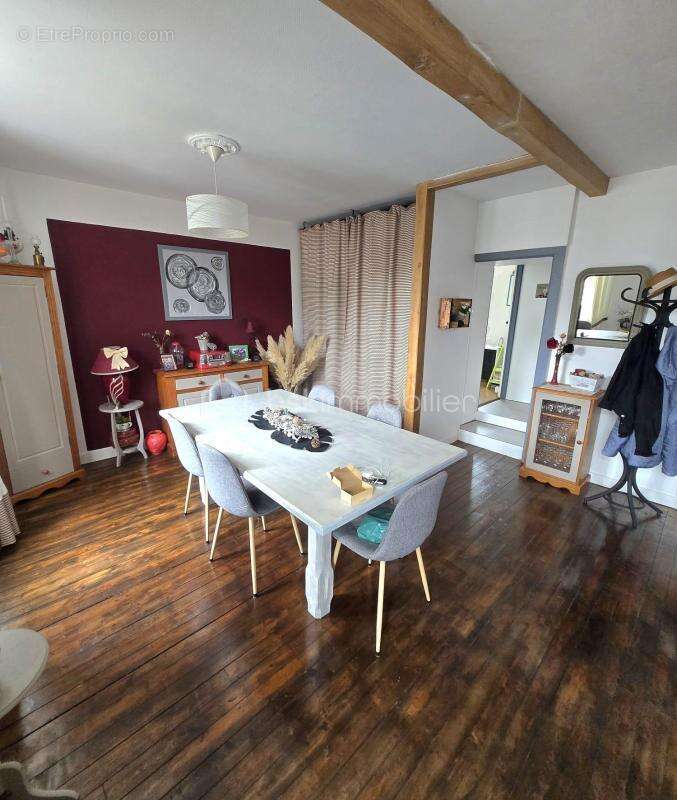 Laval sud, maison de ville 3 chambres, terrain - photo 2