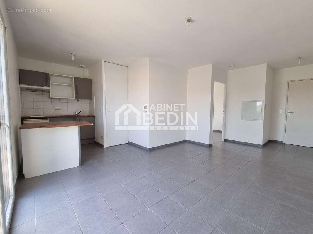 Appartement à FARGUES-SAINT-HILAIRE